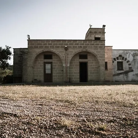 Masseria Lu Palummaru Bed & Breakfast *